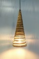 Lampa wisząca z tektury BIRCH.jpg